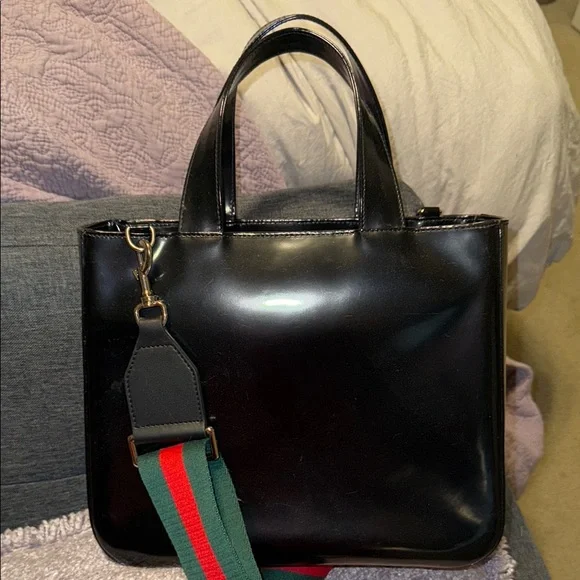 GUCCI Black Tote Bag with Green and Red Strap